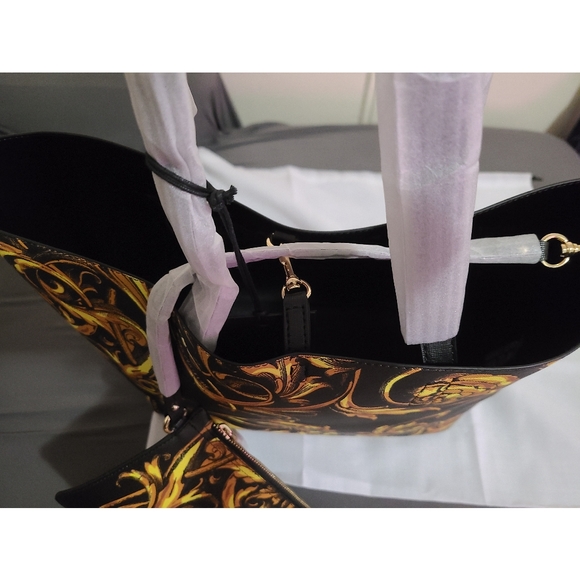 Versace Bag - Picture 11 of 12
